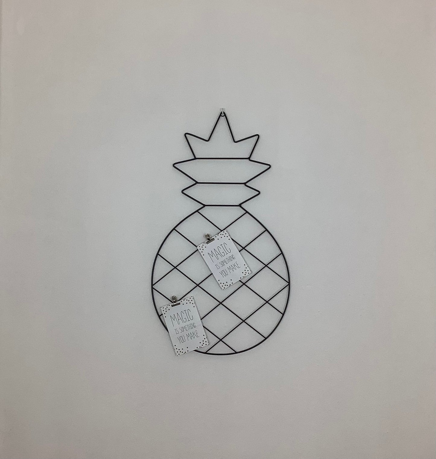 Wandgitter schwarz / Memoboard Ananas / Metall / Drahtgestell / Fotowand / Organizer