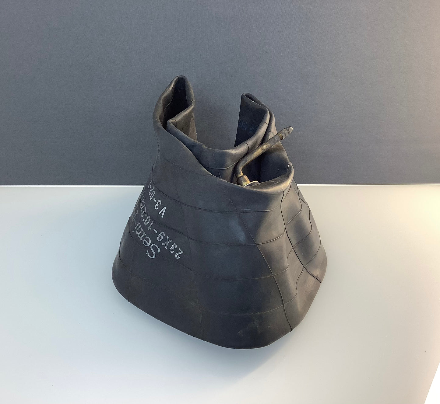 Schlauch / Reifenschlauch/ Ventilschlauch / Innenschlauch / SEMI PRO / 23x9-10 ; 225 / 75-10 / V3-02-7